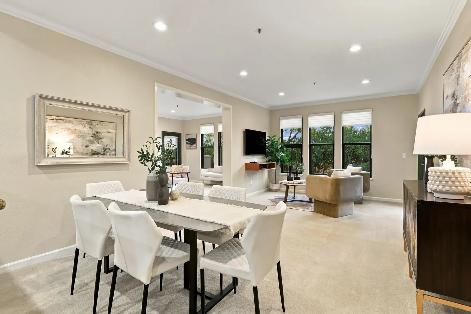 414 F 416 F Dining Room