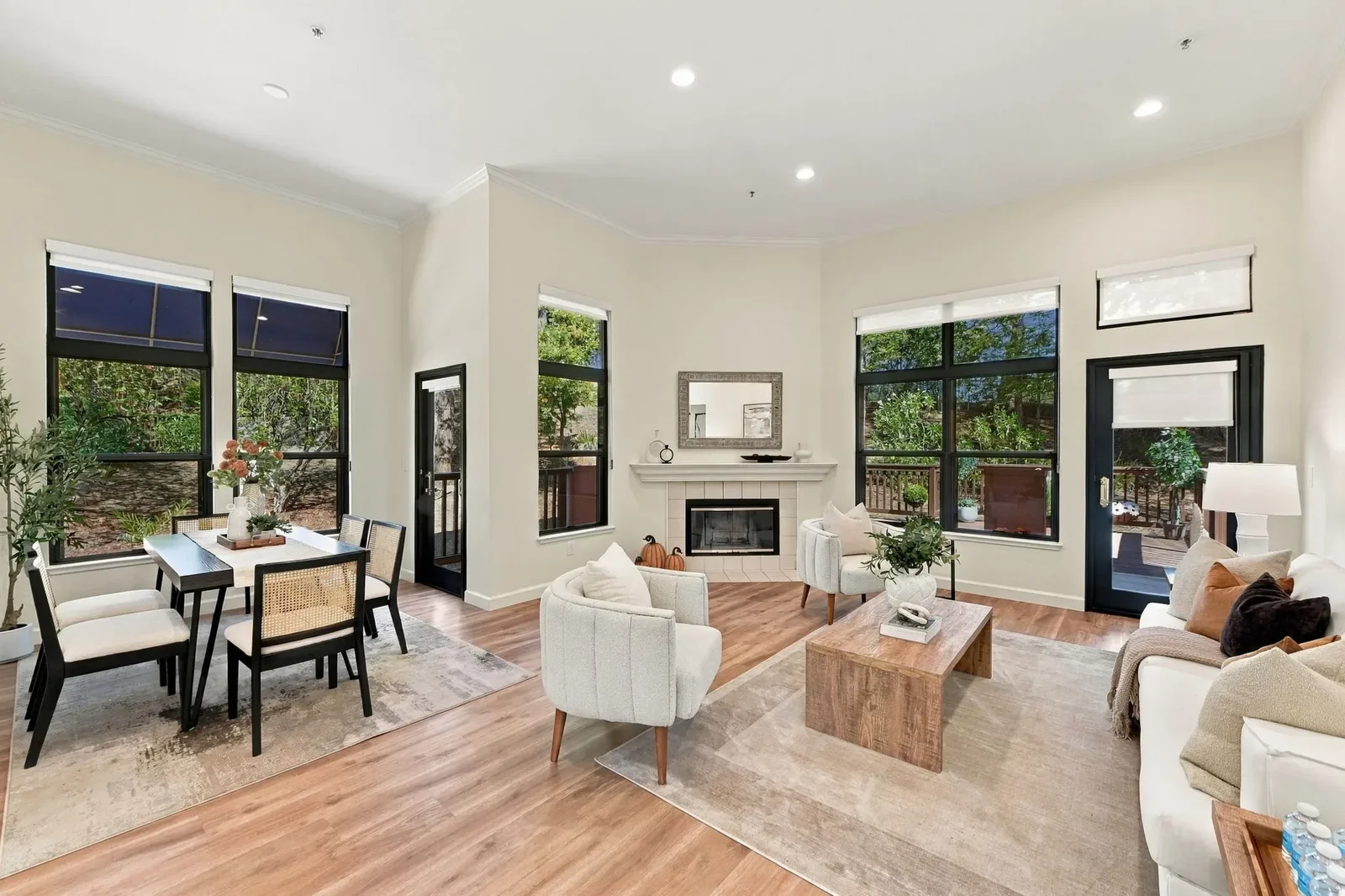 V11 Living Room 2